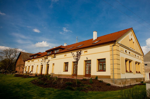 Pension Smetanuv Statek Hradec Králové エクステリア 写真